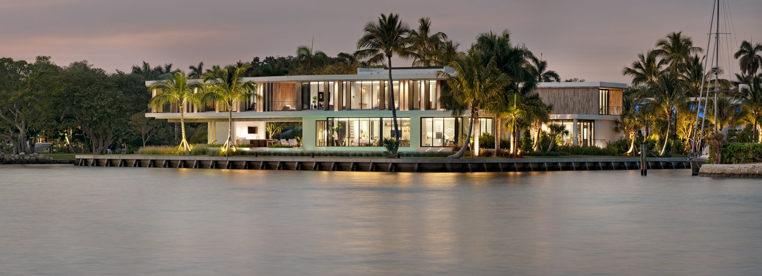 Waterfront luxury residence — South Florida